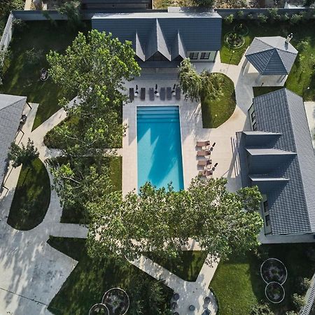 Lazy Seal Holiday Cottages Nabran Muqtedir المظهر الخارجي الصورة