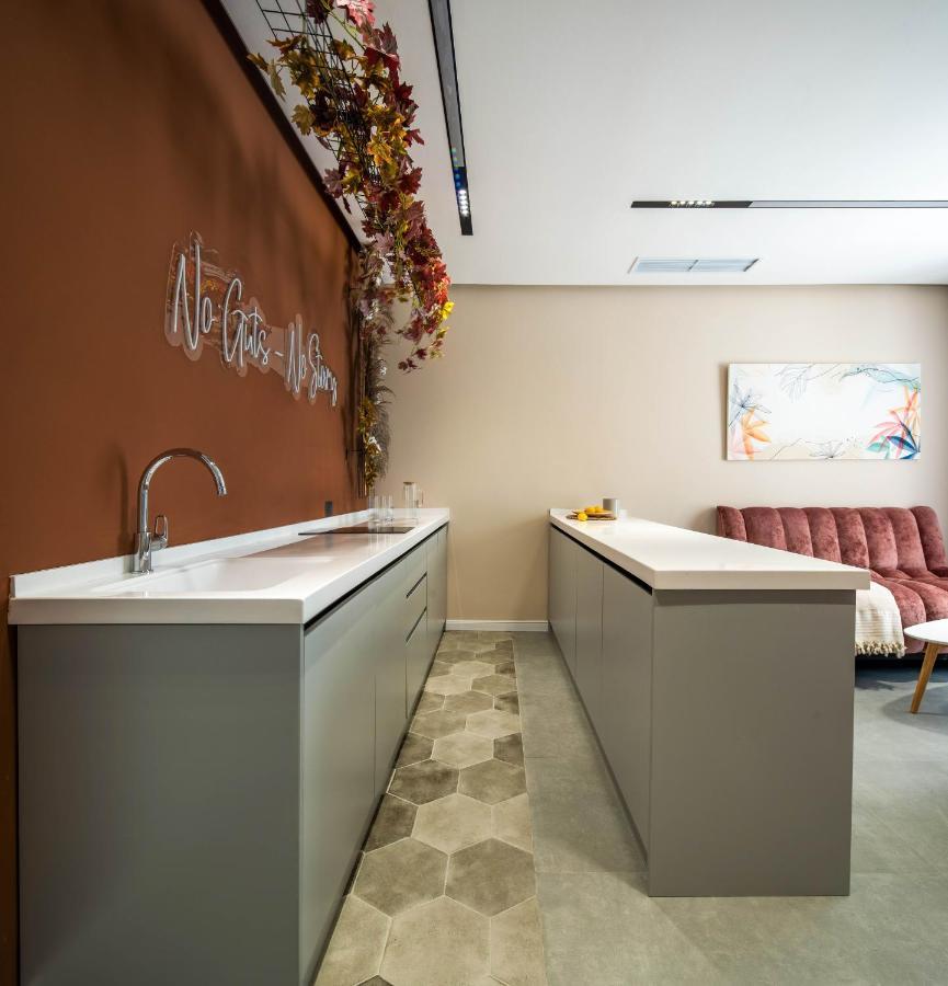 Lazy Seal Holiday Cottages Nabran Muqtedir المظهر الخارجي الصورة